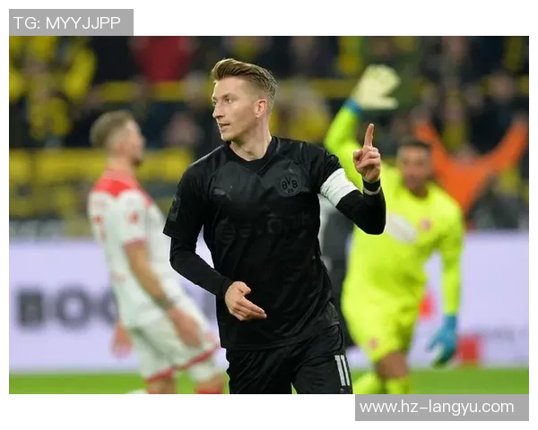 足球场上的五大颜值男神 这些球星帅气到让人心动