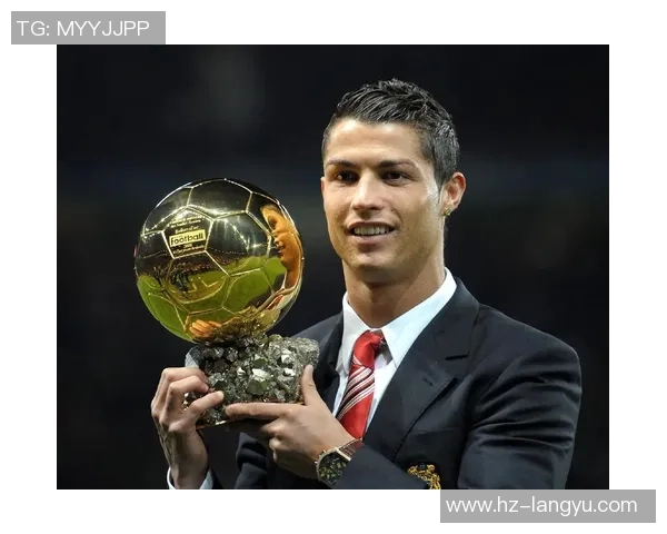 足球场上的铁血守卫 2号球星如何成为防线传奇